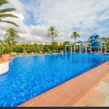 Apartamento 215. Primera línea de playa. Benalmádena Exterior foto
