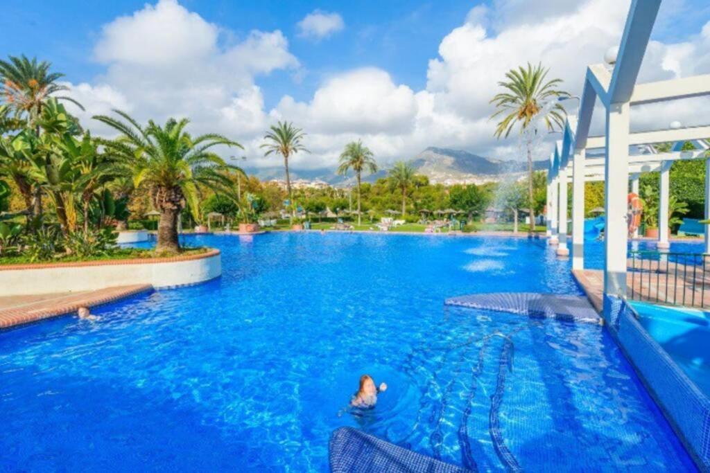 Apartamento 215. Primera línea de playa. Benalmádena Exterior foto