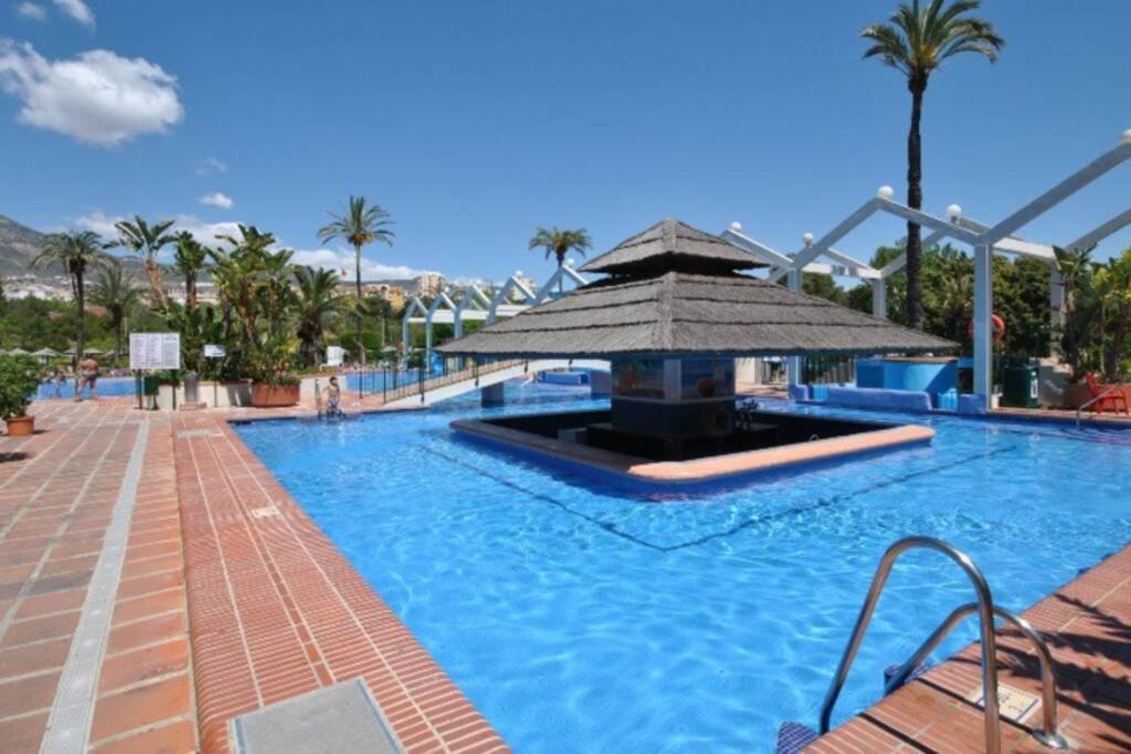Apartamento 215. Primera línea de playa. Benalmádena Exterior foto